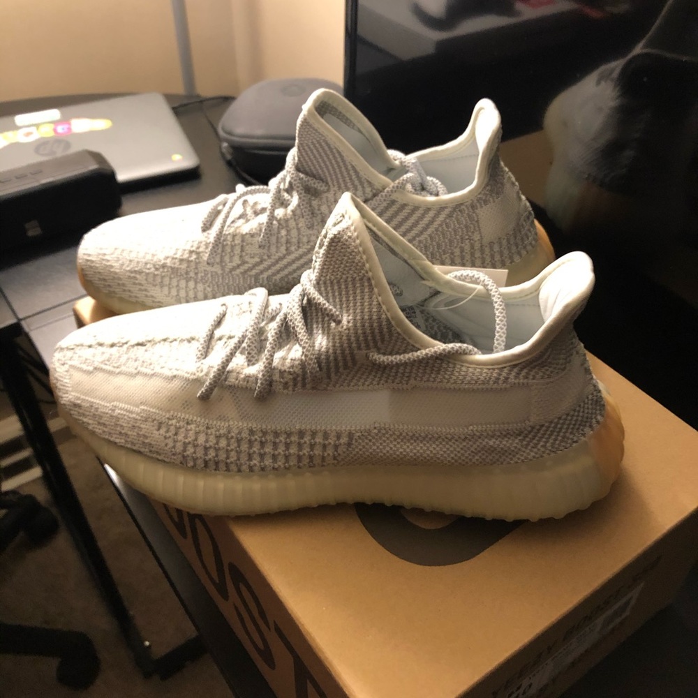 Yeezy boost 350 v2 yeshaya  non reflective